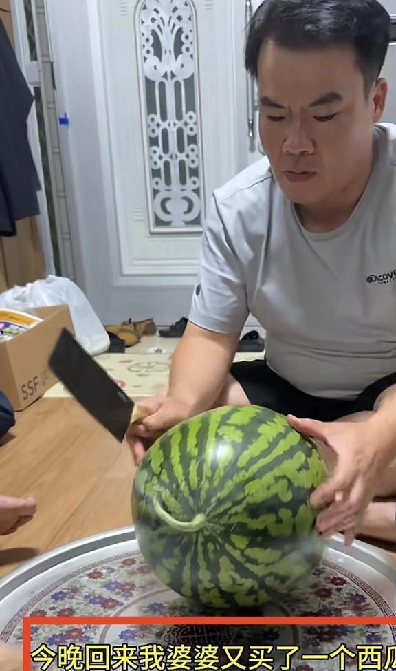 韩网吃瓜博主,揭秘吃瓜博主背后的惊人真相 第3张 韩网吃瓜博主,揭秘吃瓜博主背后的惊人真相 第3张